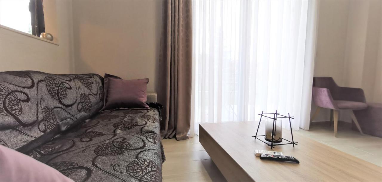 Nikiti Modern Villa Екстериор снимка