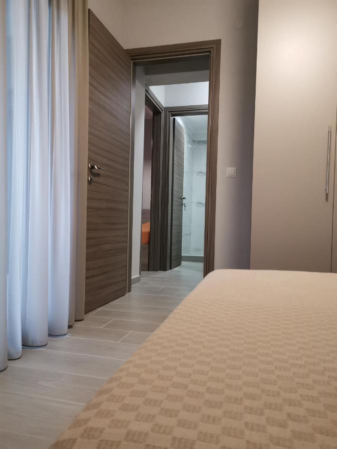Nikiti Modern Villa Екстериор снимка