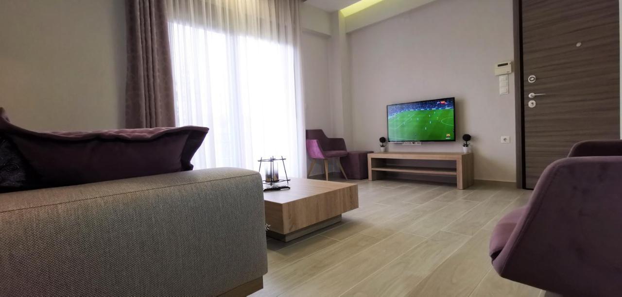 Nikiti Modern Villa Екстериор снимка