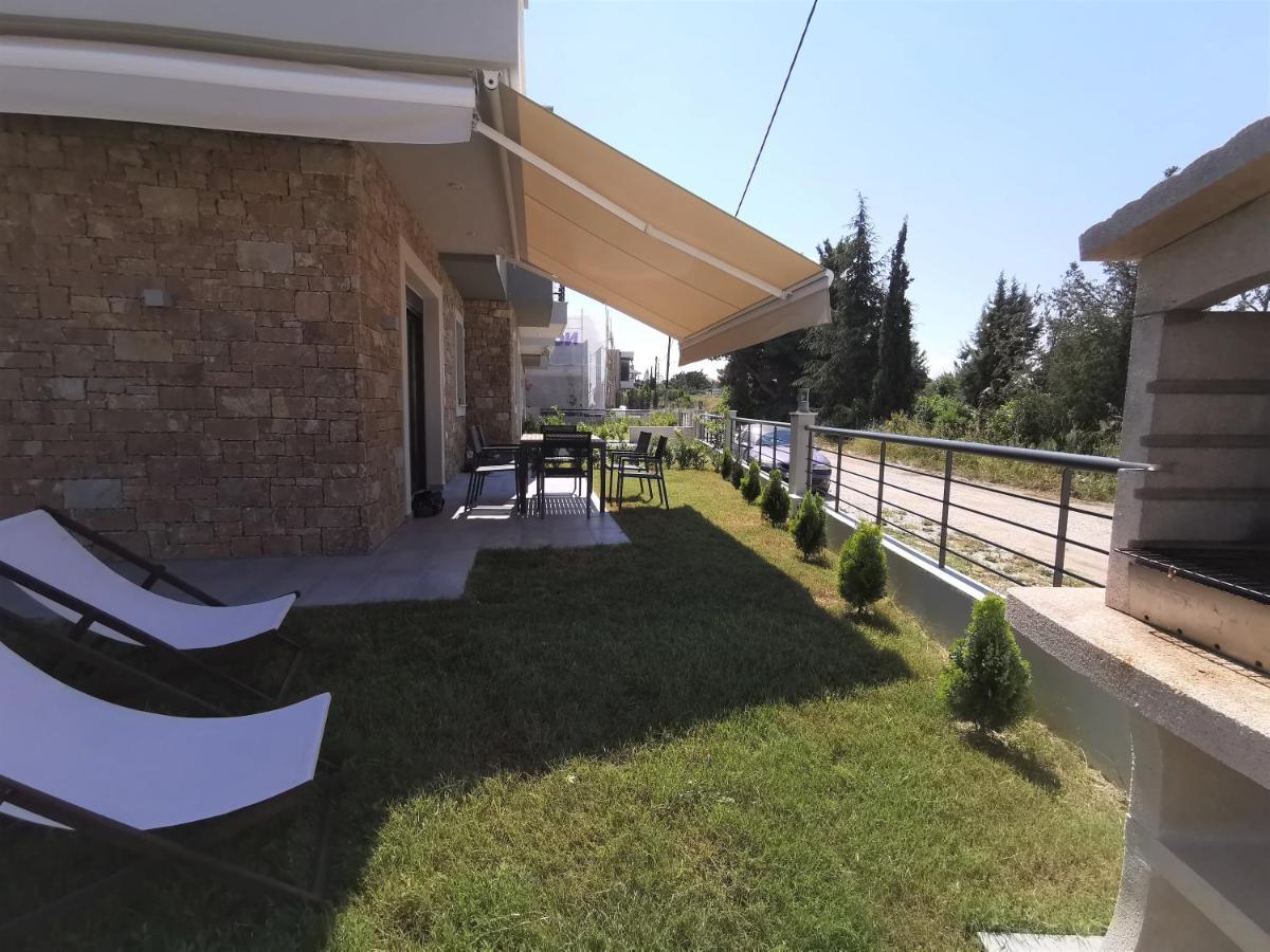 Nikiti Modern Villa Екстериор снимка